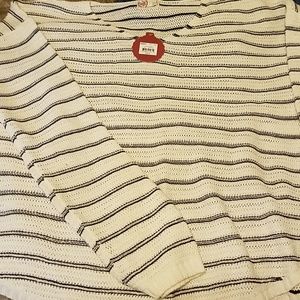 Women's sweater